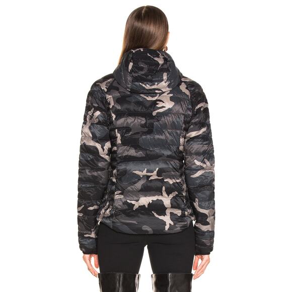 ❤️Canada Goose Camo Down Jacket❤️ - Picture 2 of 2